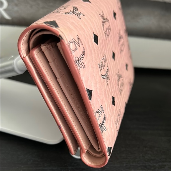 MCM Pink Leather Wallet Monogram - Picture 3 of 14